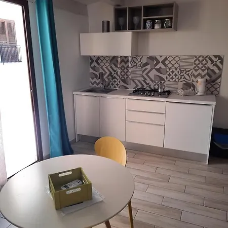 Casa Di Magda קאסטלמארה דל גולפו