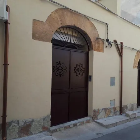 Casa Di Magda * קאסטלמארה דל גולפו