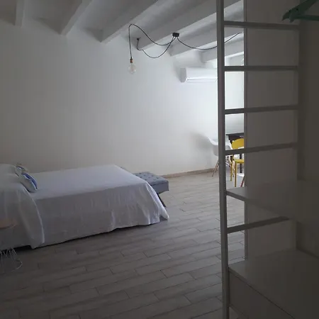 Casa Di Magda קאסטלמארה דל גולפו